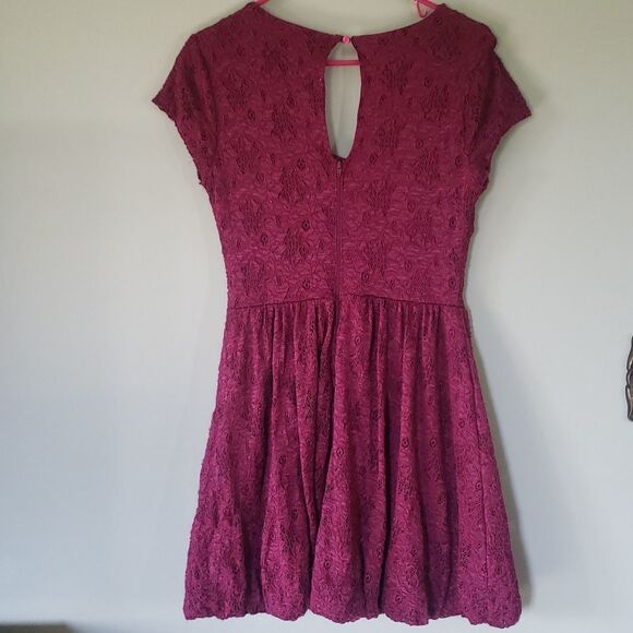 Junior Burgundy Sequin Heart Lace Mini Dress 7 | Party Sparkle Statement - Picture 2 of 7